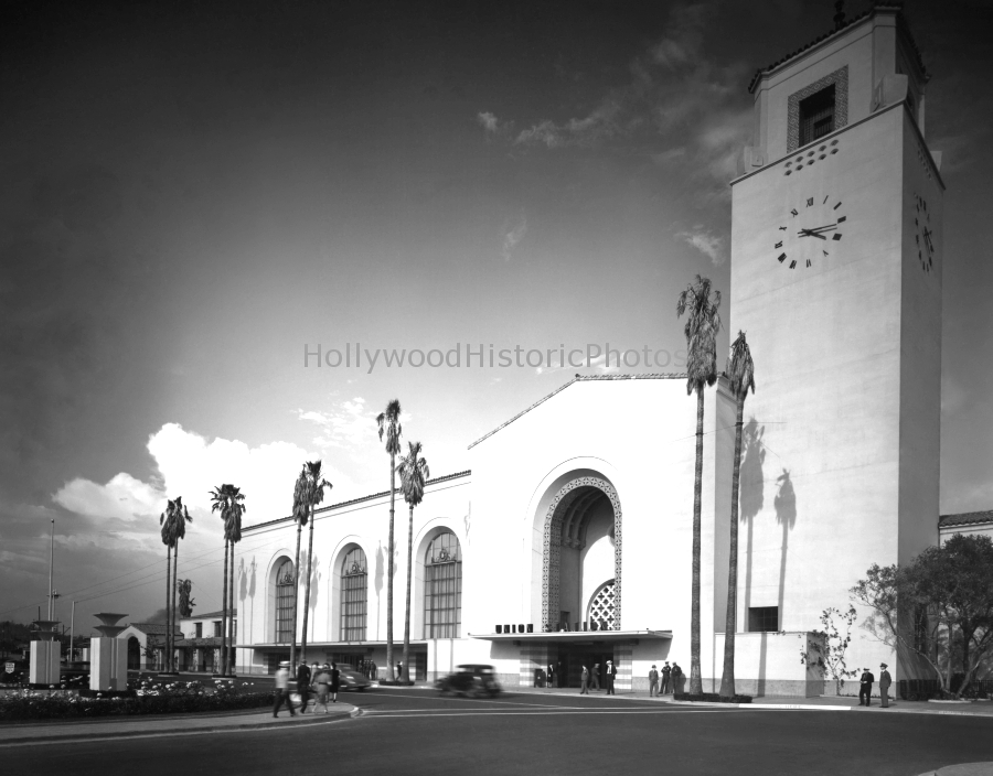 Los Angeles Union Station 1939.jpg
